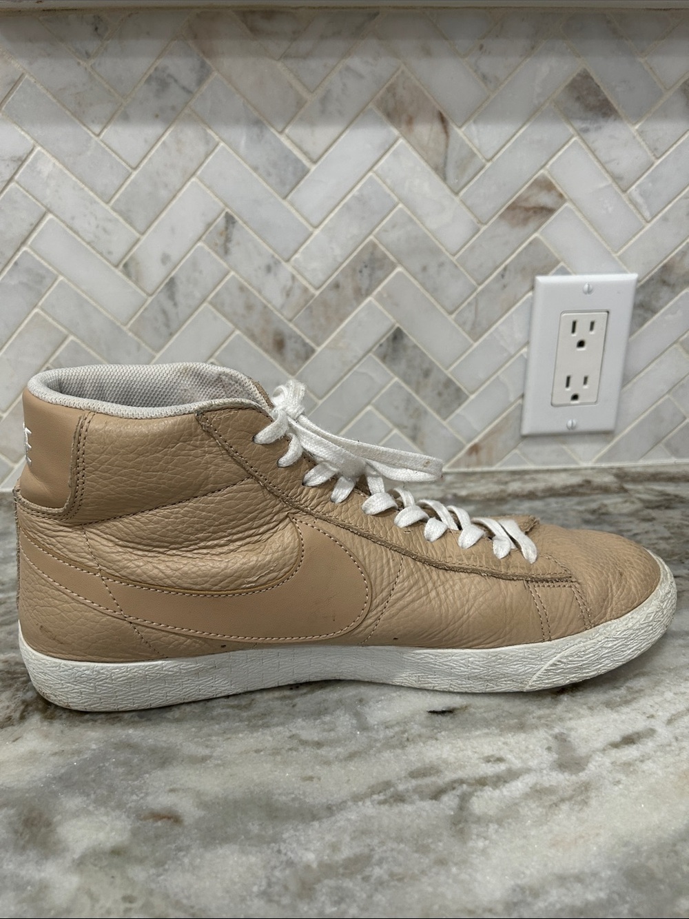 Nike Blazer Tan Leather Mid Sneakers